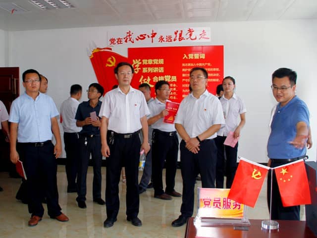 梁山縣委常委、組織部部長(zhǎng)王建一行蒞臨天意機(jī)械調(diào)研