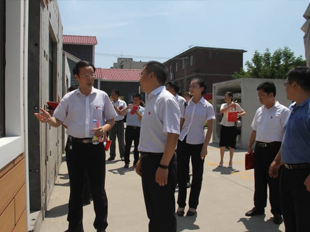 梁山縣委常委、組織部部長(zhǎng)王建一行蒞臨天意機(jī)械調(diào)研